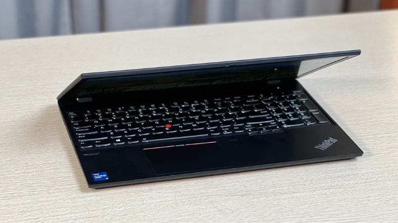 Lenovo Thinkpad T15 Gen 2