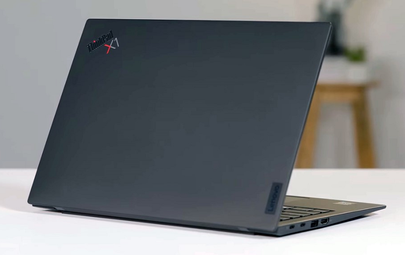 lenovo-thinkpad-x1-carbon-gen-10