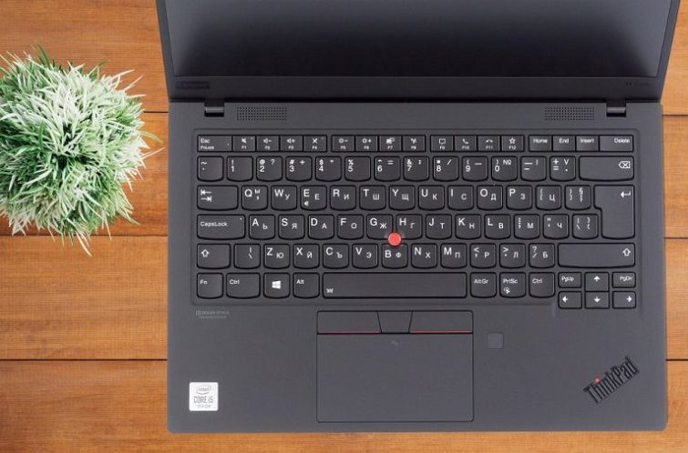 lenovo-thinkpad-x1-carbon-gen-8