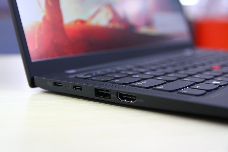 lenovo-thinkpad-x1-carbon-gen-9