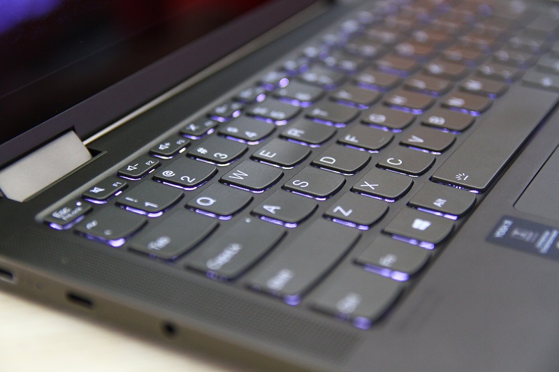 lenovo-yoga-slim-7-14itl05