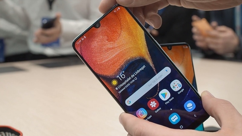  Nguyên nhân dẫn đến lỗi liệt cảm ứng Samsung?