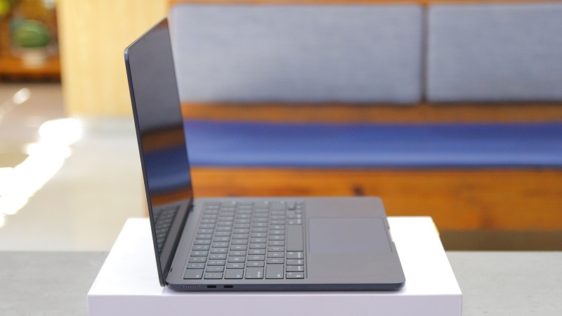 Macbook Air M2 13inch Macbook Air M2 13inch