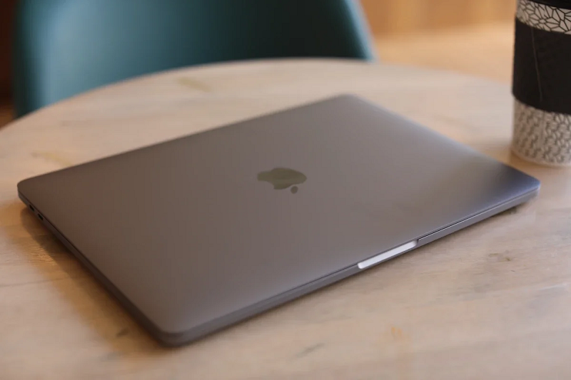 macbook-pro-m2-13inch