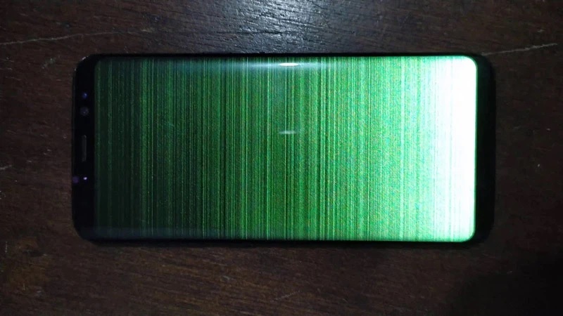 Nguyên nhân dẫn đến tình trạng màn hình bị sọc ngang mờ