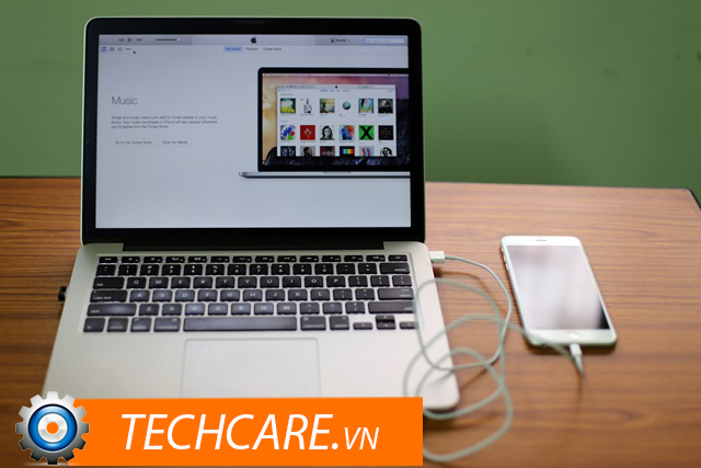 Kết nối iPhone với máy tính bằng cáp USB