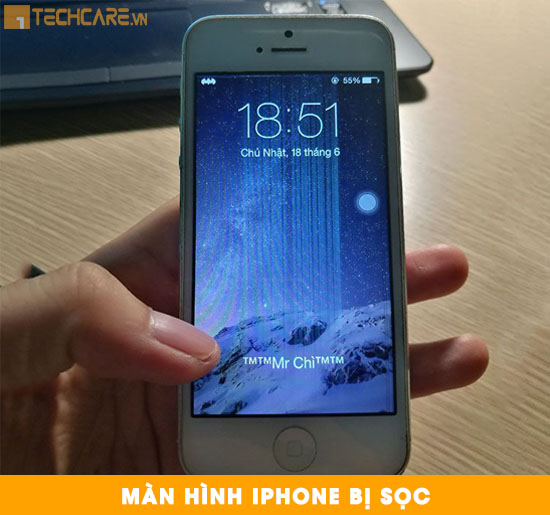 Thay màn hình Iphone bị sọc