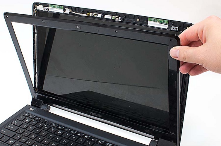 man-hinh-laptop-bi-trang-5
