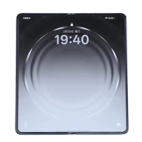 man-oppo-find-n6