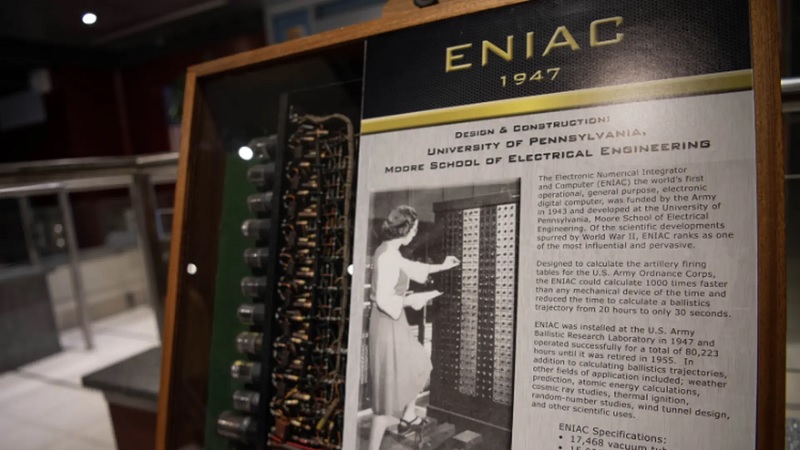 Từ ENIAC đến laptop hiện đại — Hành trình 80 năm Từ ENIAC đến laptop hiện đại — Hành trình 80 năm