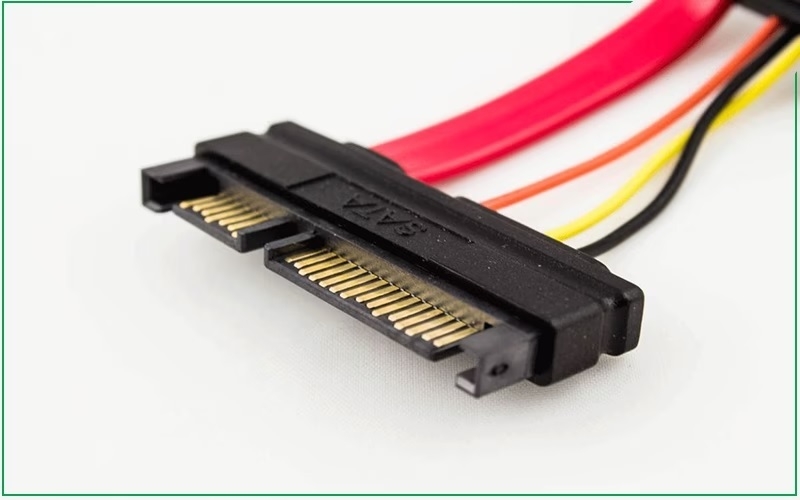 Sử dụng dây cáp khác hoặc đổi cổng SATA