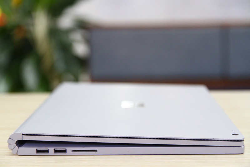 microsoft-surface-book-2