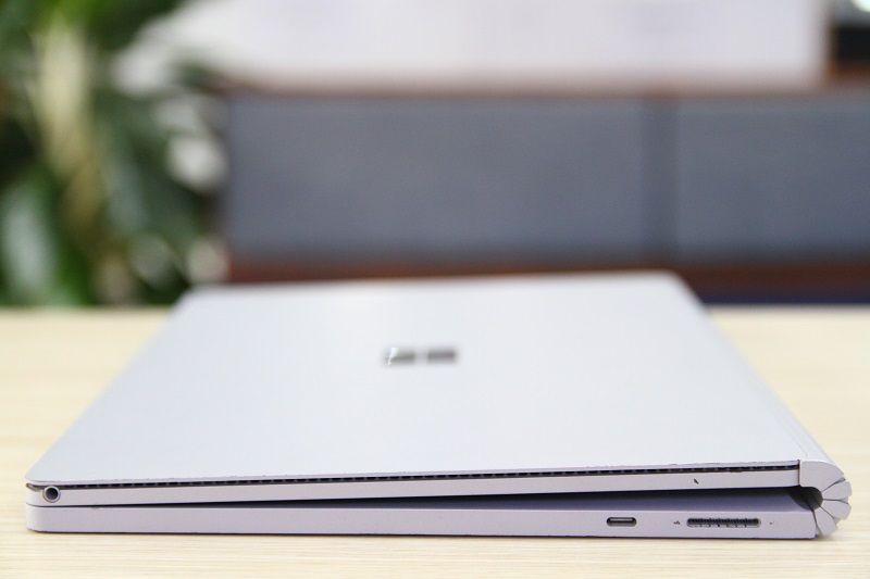 microsoft-surface-book-2