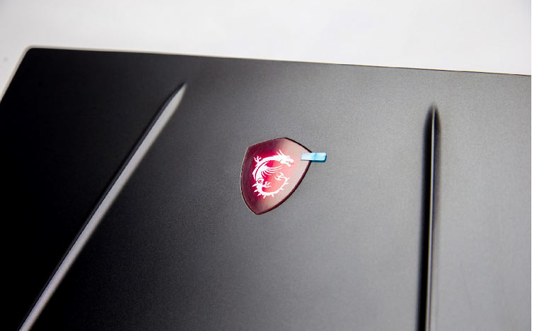 Logo rồng xương đỏ khá quen thuộc