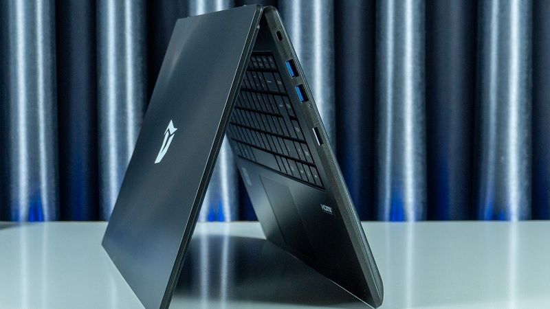 Một số lưu ý quan trọng giúp bàn phím laptop không bị vô nước Một số lưu ý quan trọng giúp bàn phím laptop không bị vô nước