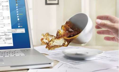 Cách xử lý nước vào bàn phím laptop kịp thời không nên bỏ qua