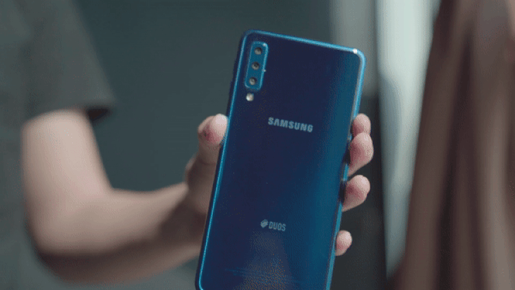 Samsung A7 2018 có chống nước không ?