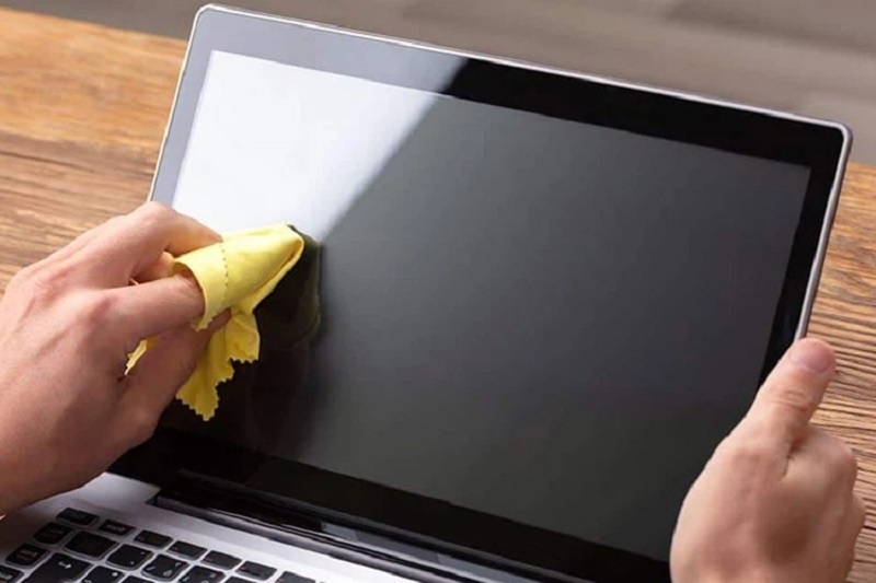 Cách sửa lỗi chảy mực màn hình laptop hiệu quả nhất