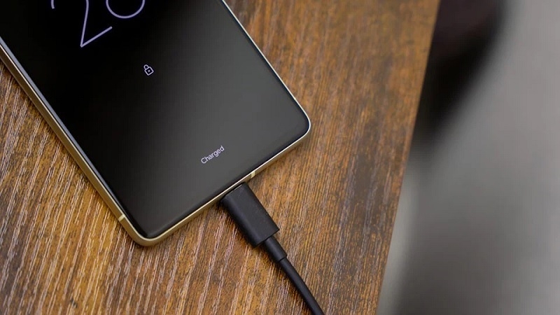 Chế độ sạc chậm trên Samsung là gì?