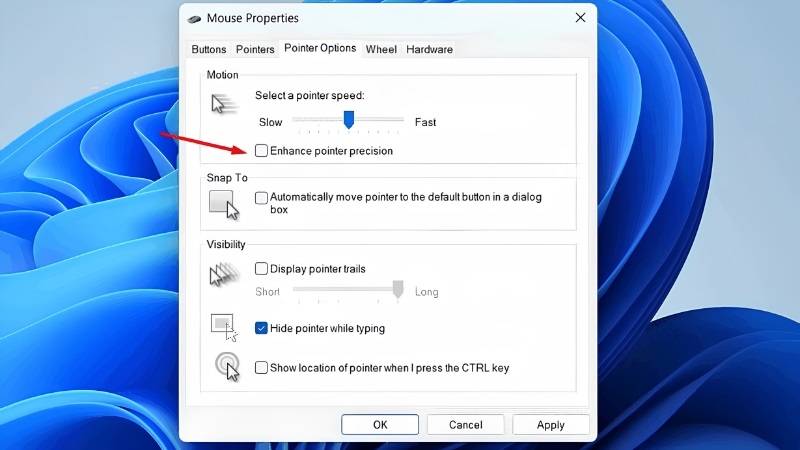 Bỏ tích Enhance pointer precision trong Pointer Options để tắt tăng tốc chuột