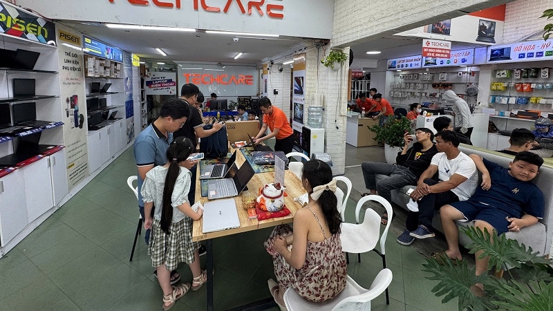 Lý do chọn mua Lenovo Legion Y7000P 2025 tại Techcare? Lý do chọn mua Lenovo Legion Y7000P 2025 tại Techcare?