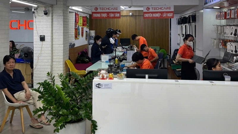 Tại sao chọn Techcare để thay pin Vivo V29E?