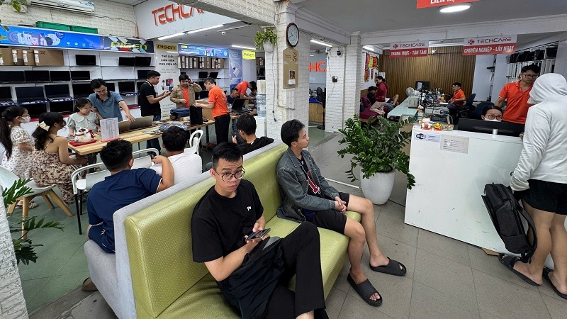 Tại sao chọn Techcare để thay mặt kính Xiaomi Poco M6 Pro? Tại sao chọn Techcare để thay mặt kính Xiaomi Poco M6 Pro?