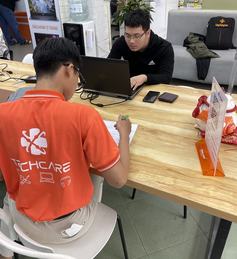 techcare-he-thong-mua-ban-laptop-uy-tin-so-1-da-nang