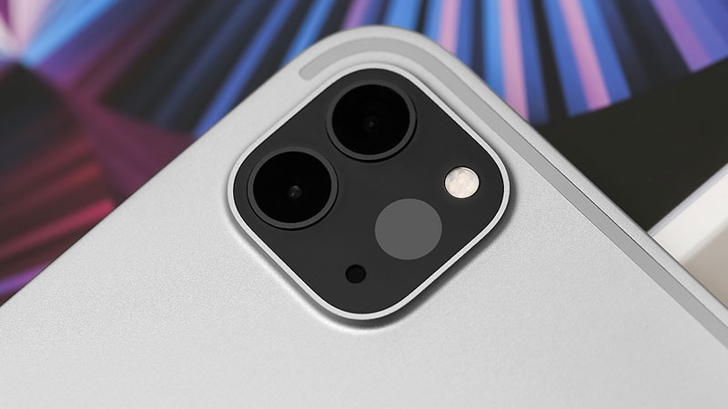 Khi nào bạn cần thay camera iPad Pro 12.9 inch M1 2021?