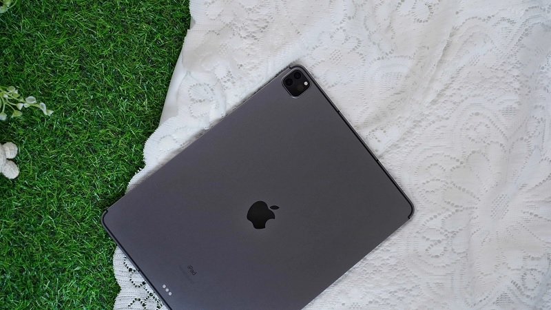 Khi nào bạn cần thay camera iPad Pro 12.9 inch M1 2021?