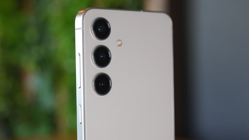 Nguyên Nhân Khiến Camera Điện Thoại Samsung Galaxy S24 Gặp Sự Cố