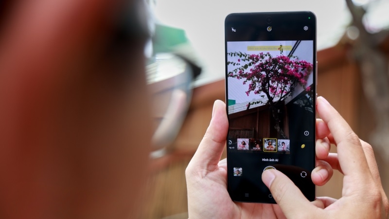 Khi nào cần thay camera Vivo V60 Lite 5G?