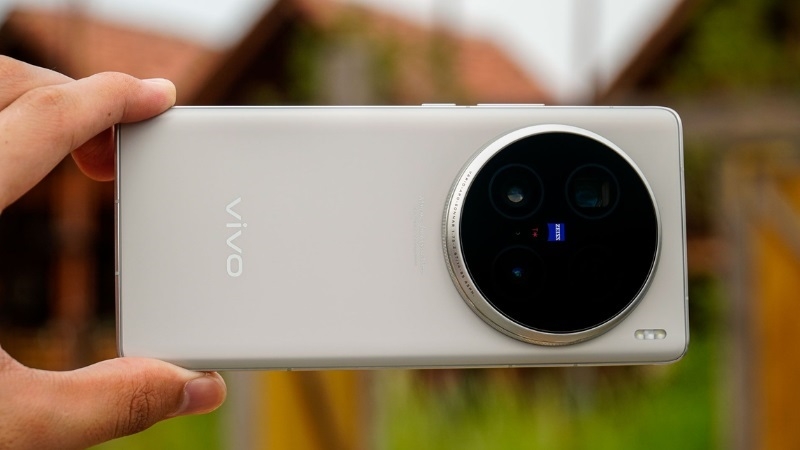 Khi nào cần thay camera Vivo X100 Ultra?