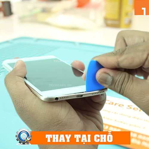 Tiến hành thay màn hình Oppo mới