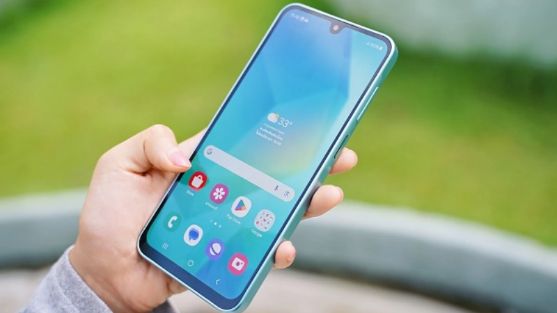 thay-man-hinh-samsung-galaxy-16-5g-4