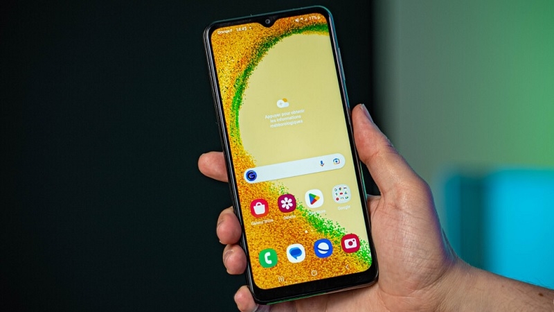 Khi nào cần thay màn hình Samsung Galaxy A04s?
