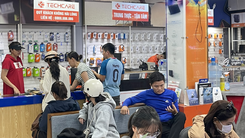 thay-man-hinh-samsung-galaxy-a52s