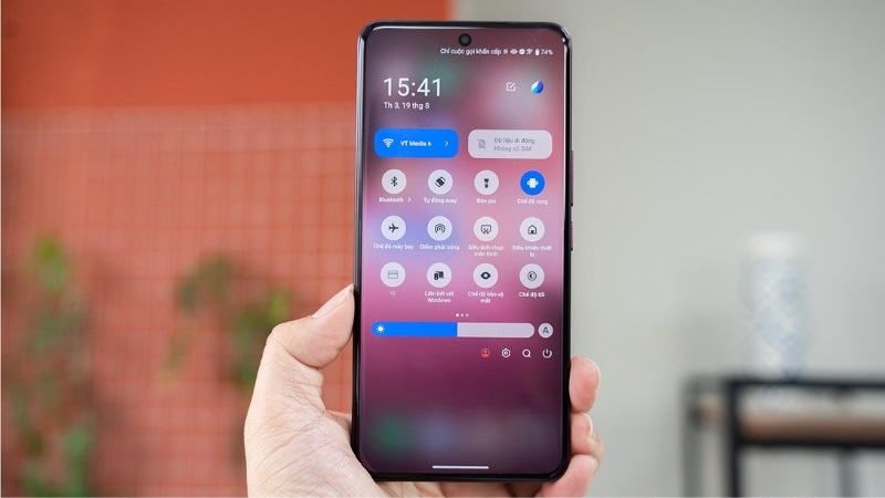 Dấu hiệu và nguyên nhân cần thay màn hình Vivo V60 Dấu hiệu và nguyên nhân cần thay màn hình Vivo V60