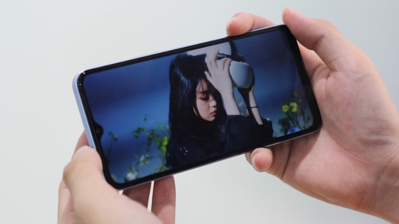 Khi nào cần thay màn hình Vivo Y22s?