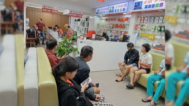 thay-man-hinh-xiaomi-14t-pro-3