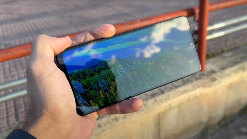 Dấu hiệu và nguyên nhân cần thay màn hình Xiaomi Redmi 14C Dấu hiệu và nguyên nhân cần thay màn hình Xiaomi Redmi 14C
