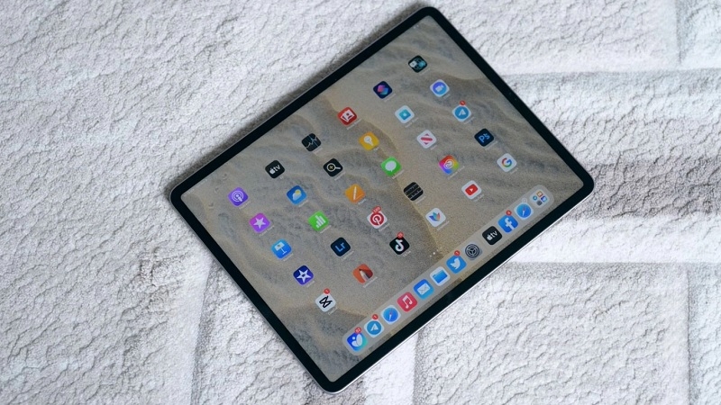 Dấu hiệu và nguyên nhân cần thay mặt kính iPad Pro 12.9 inch M2 2022 Dấu hiệu và nguyên nhân cần thay mặt kính iPad Pro 12.9 inch M2 2022