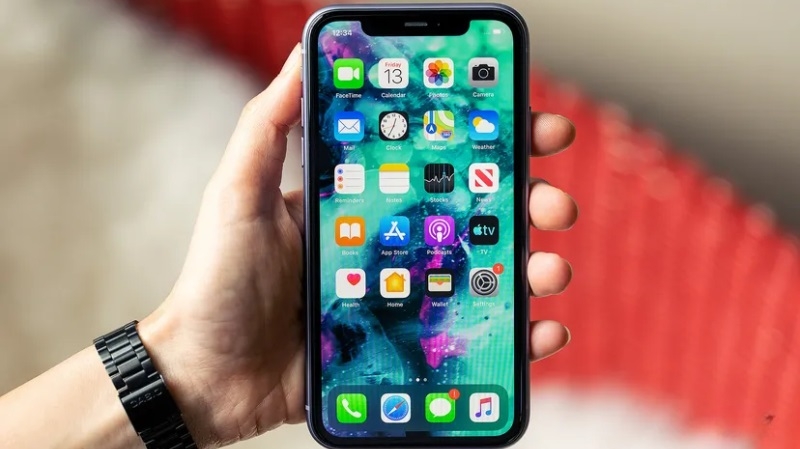 Thay kính iP 11 tại Đà Nẵng