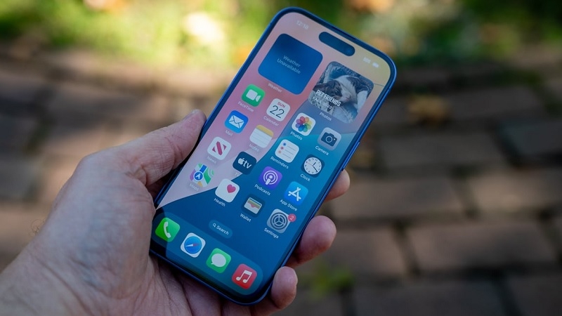 Khi nào cần thay mặt kính iPhone 17?