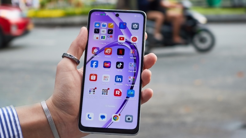 Khi nào cần thay mặt kính OPPO A3?