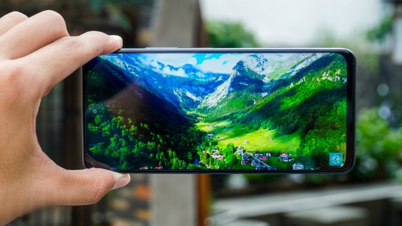 Khi nào cần thay mặt kính OPPO A79 5G?