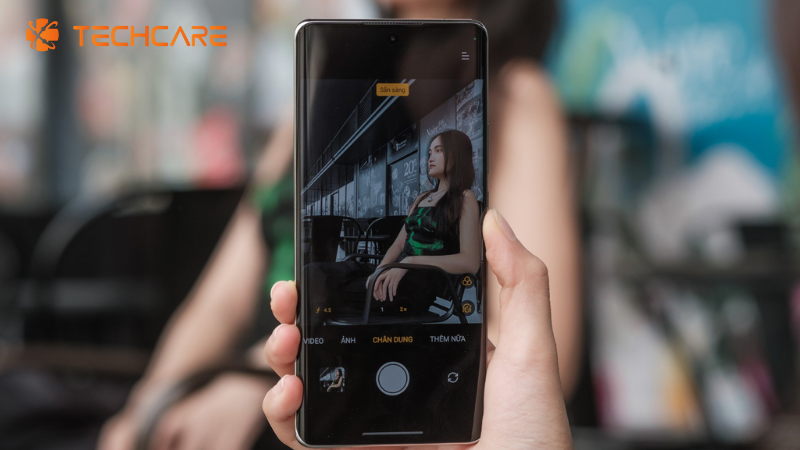 thay-mat-kinh-oppo-reno-11-F-techcare