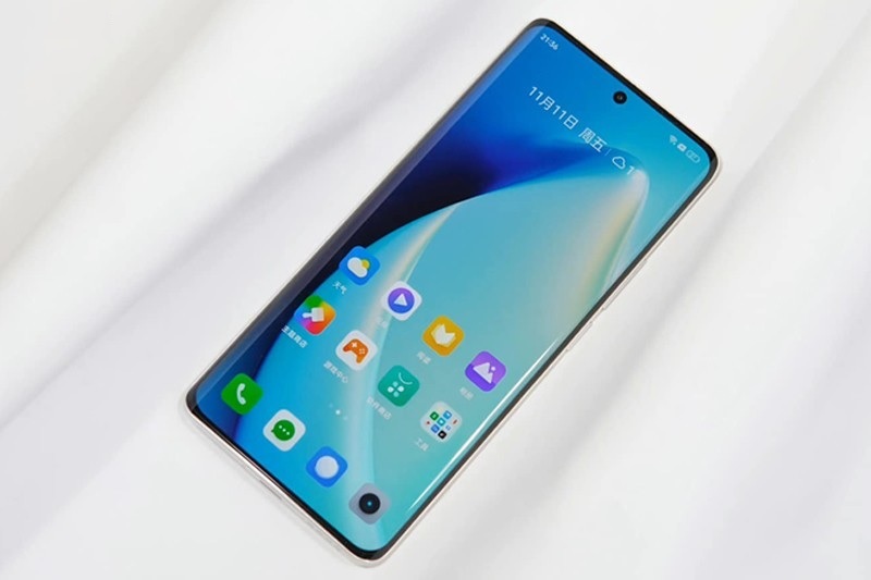 Khi nào thì bạn cần thay mặt kính Realme 10 Pro Plus?