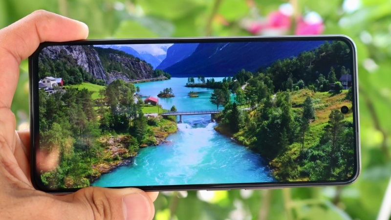 Khi nào bạn cần thay mặt kính Realme 14 5G?