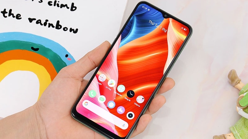 Nên thay mặt kính Realme 6i trong những trường hợp nào?